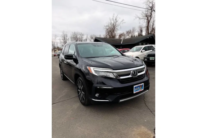 $18500 : 2019 Pilot Touring w/Rear Cap image 7