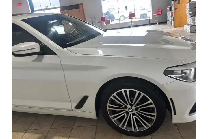 $28995 : BMW 5 Series 2019 AWD 540i x image 9