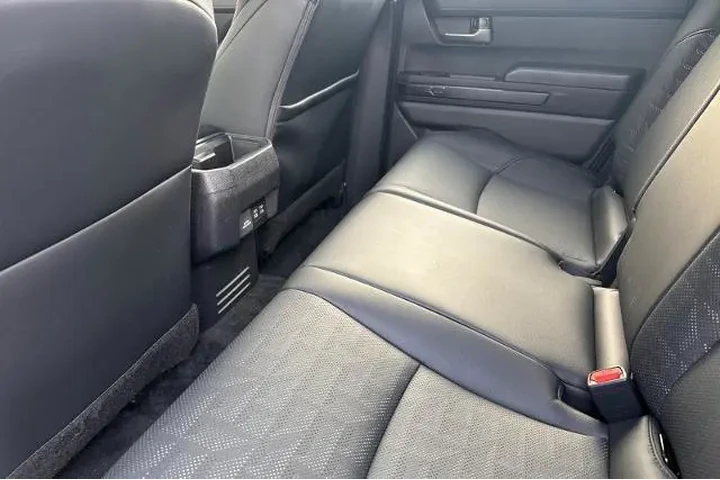 $39400 : Toyota Tacoma 2025 4x4 TRD O image 6