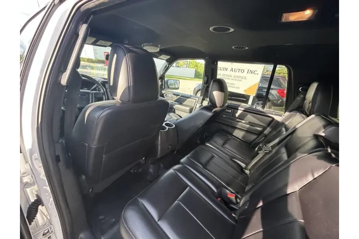 $8990 : 2017 Expedition XL Fleet image 10