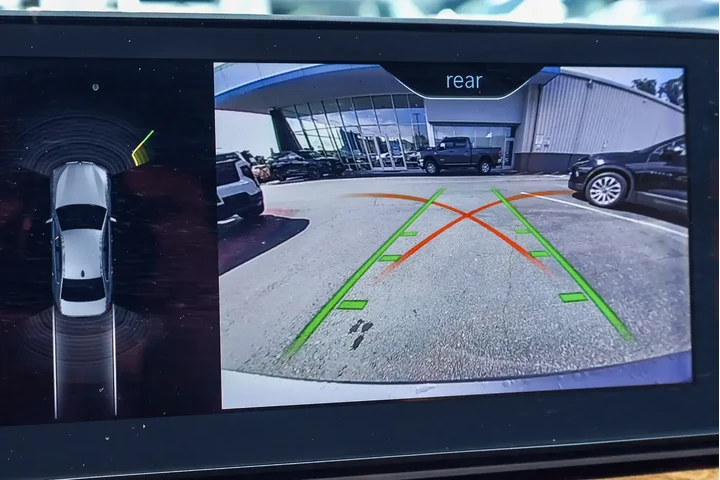 $15000 : BMW 5 Series 2018 530e iPerf image 6