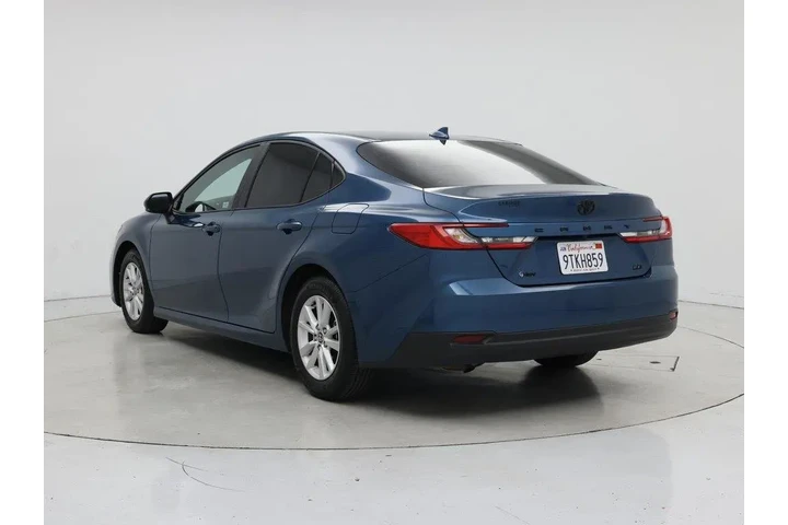 $29998 : Toyota Camry 2025 LE 4dr Sed image 2