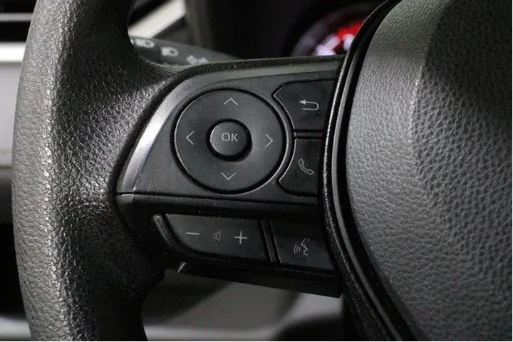 $30998 : Toyota RAV4 2024 AWD LE 4dr image 9