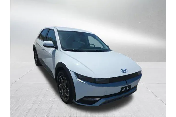 $27850 : Hyundai IONIQ 5 2023 AWD SEL image 7