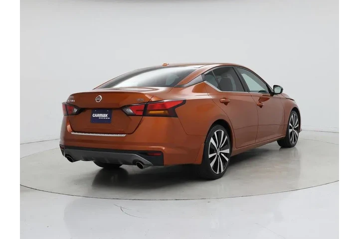 $15998 : Nissan Altima 2020 2.5 SR 4d image 8