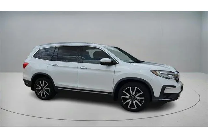 $30998 : Honda Pilot 2022 Touring 4dr image 2