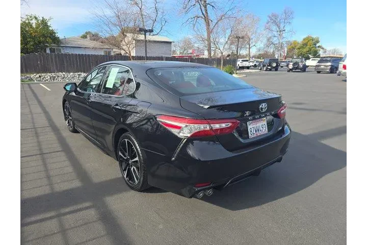 $17995 : Toyota Camry 2018 XSE 4dr Se image 5