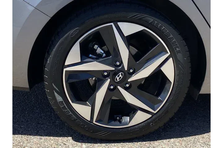 $16590 : Hyundai ELANTRA 2022 SEL 4dr image 9