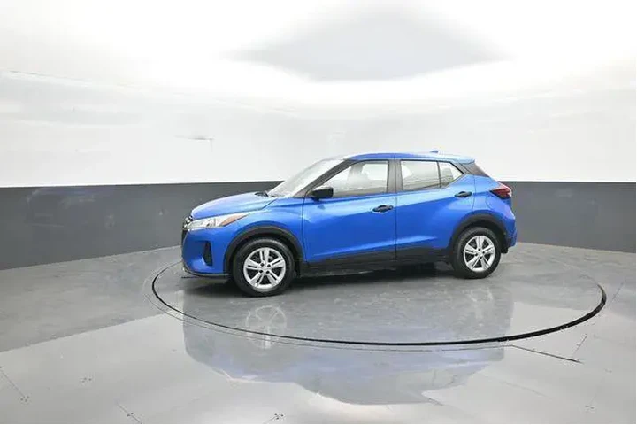 $13299 : Nissan Kicks 2023 S 4dr Cros image 4