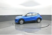 $13299 : Nissan Kicks 2023 S 4dr Cros thumbnail