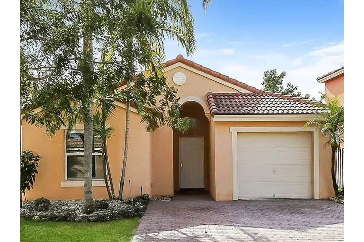 $2525 : God’s own property image 1