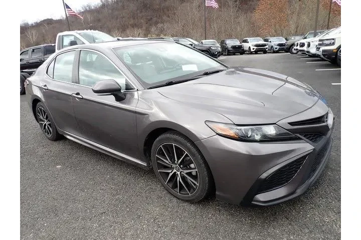$22487 : Toyota Camry 2023 SE 4dr Sed image 7