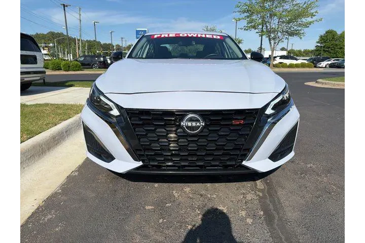 $25840 : Nissan Altima 2025 2.5 SR 4d image 2