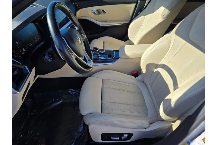 $29091 : BMW 3 Series 2022 330i 4dr S image 10