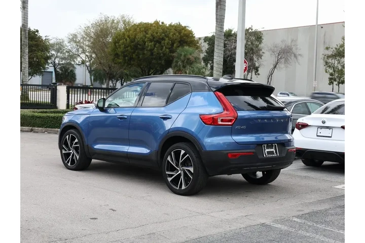 $25995 : Volvo XC40 R-Design image 7