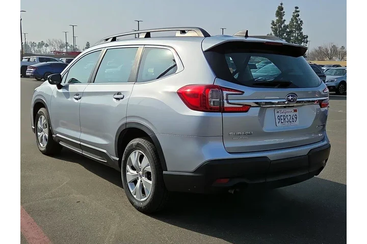 $28998 : Subaru Ascent 2023 AWD Base image 7