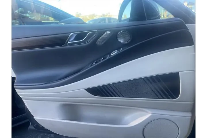 $35000 : Genesis G80 2023 AWD 2.5T 4d image 7