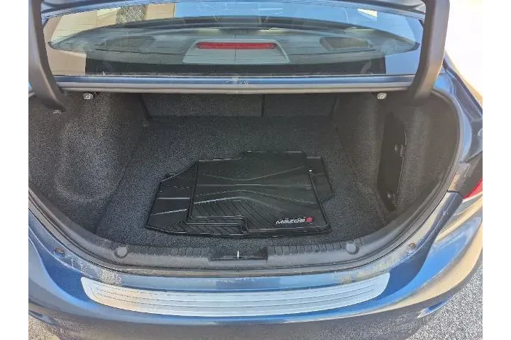 $6999 : Mazda Mazda3 2017 Touring 4d image 8