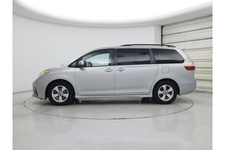 $33998 : Toyota Sienna 2020 LE 7-Pass image 3
