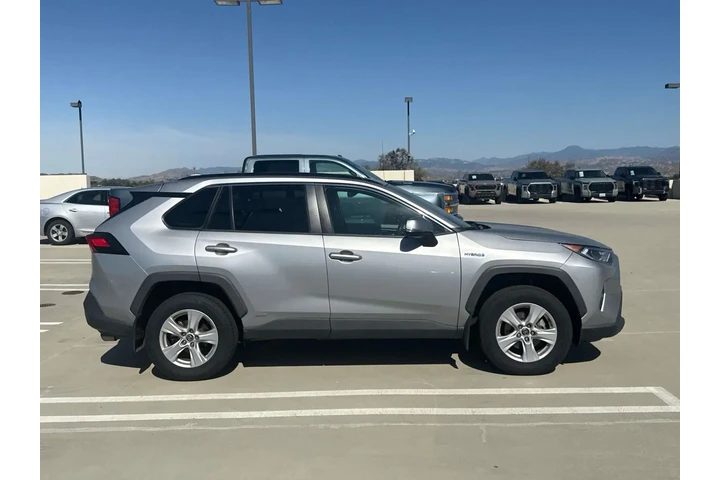 $27851 : Toyota RAV4 Hybrid 2020 AWD image 3