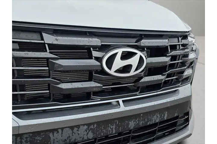 $25566 : Hyundai TUCSON 2025 AWD SE 4 image 9