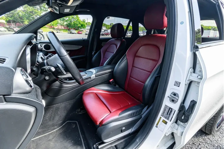 $21195 : Mercedes-Benz GLC 2022 GLC 3 image 1