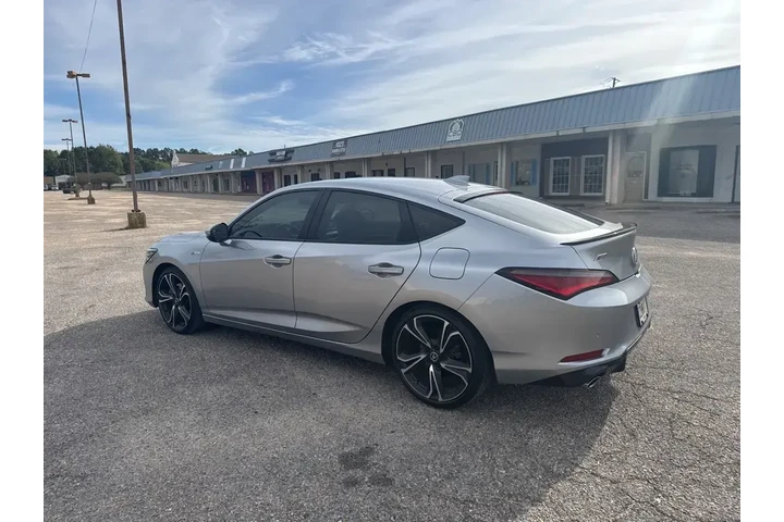 $25499 : Acura Integra 2023 4dr Liftb image 7