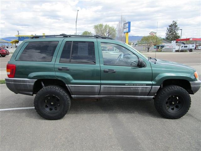 $4999 : 2000 Grand Cherokee Laredo SUV image 8