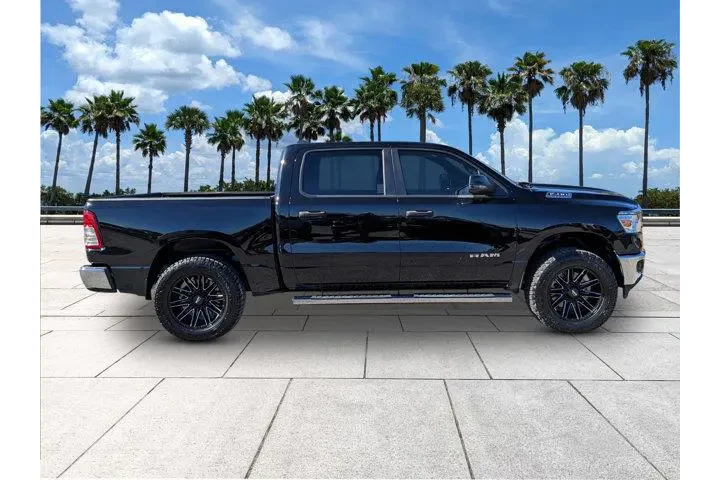 $34681 : Ram 1500 2023 4x4 Big Horn 4 image 9