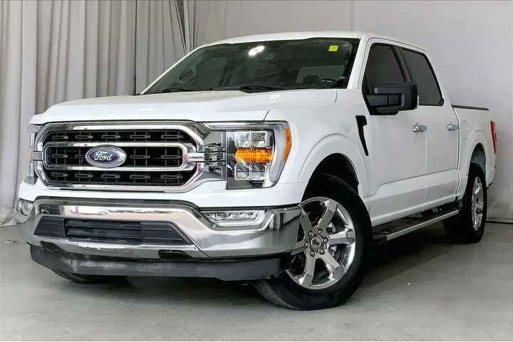 $32691 : Ford F-150 2022 4x2 XL 4dr S image 2