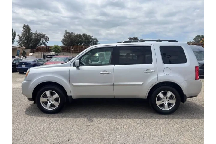 $10599 : 2010 Pilot EX-L image 9