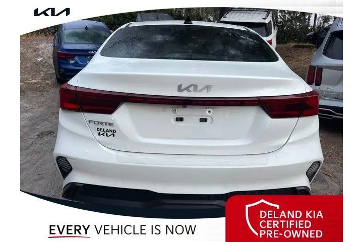 $15429 : Kia Forte 2024 LXS 4dr Sedan image 5