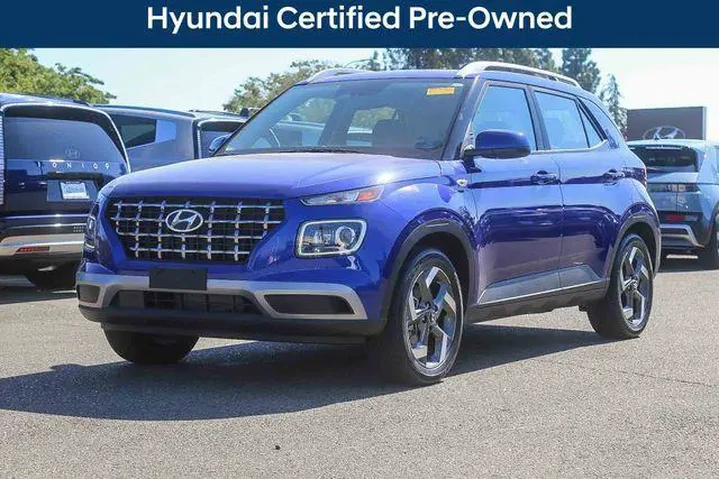 $19891 : Hyundai VENUE 2024 Limited 4 image 1