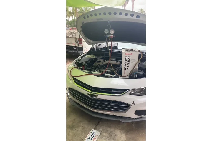 Carga el A/C de tu AUTO x $35* image 2