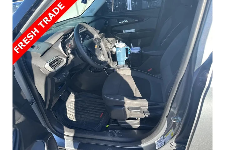 $16347 : Chevrolet Trailblazer 2023 L image 6