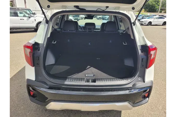 $22883 : Kia Seltos 2024 S 4dr SUV image 8