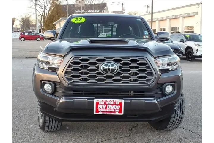 $31513 : Toyota Tacoma 2022 4x4 TRD S image 2