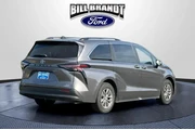 $38800 : Toyota Sienna 2023 XLE 8-Pas thumbnail