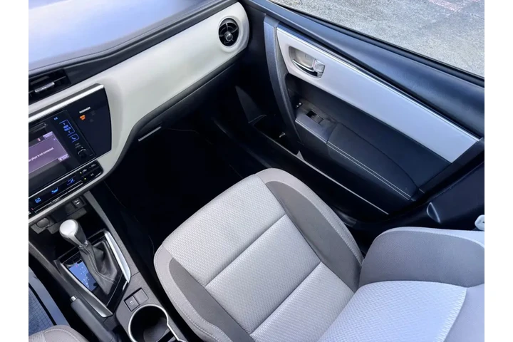 $1000 : 2017 TOYOTA COROLLA image 10