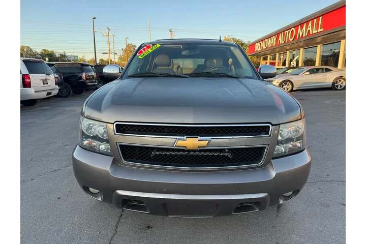 $7980 : 2012 Suburban 4WD 4dr 1500 LT image 7