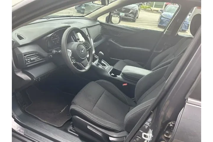 $20495 : Subaru Legacy 2022 AWD Base image 8
