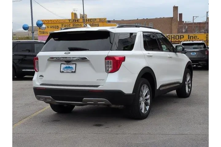 $28221 : Ford Explorer 2022 AWD XLT 4 image 3