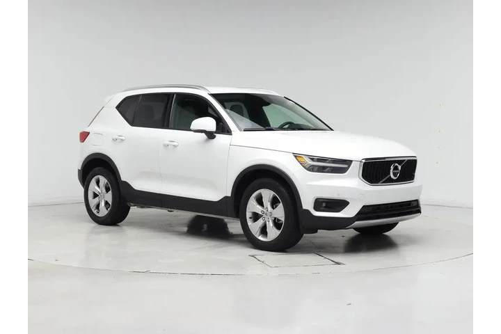 $28998 : Volvo XC40 2022 T4 Momentum image 1
