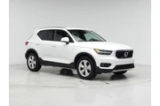 Volvo XC40 2022 T4 Momentum en Hialeah