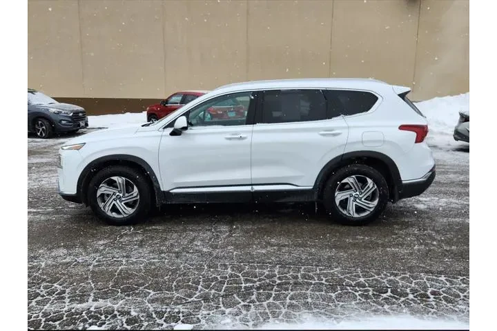 $21866 : Hyundai SANTA FE 2022 SEL 4d image 2