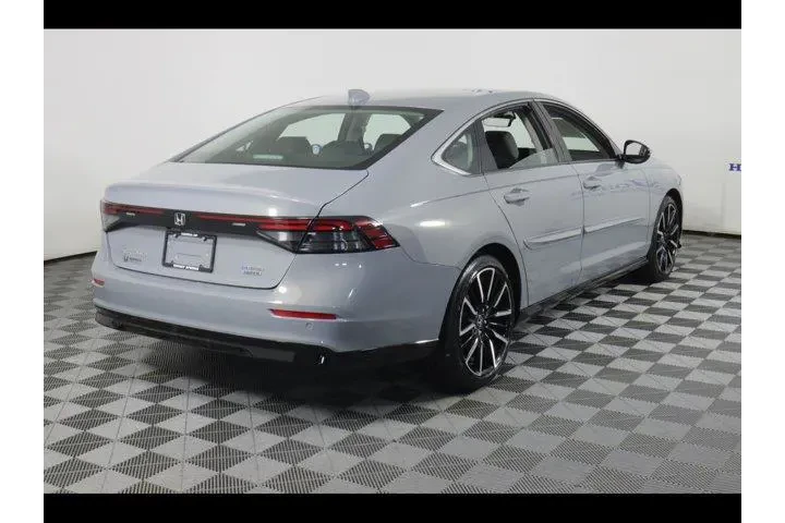 $36875 : Honda Accord Hybrid 2025 Tou image 7