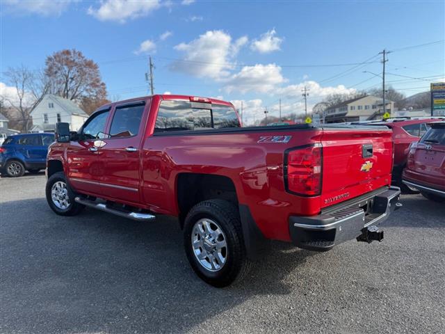 $29990 : 2015 Silverado 2500HD image 5