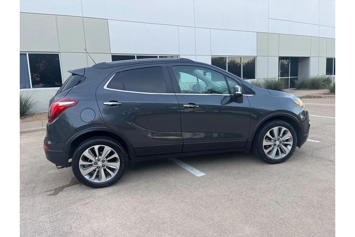 $9995 : 2017 Encore Preferred image 10