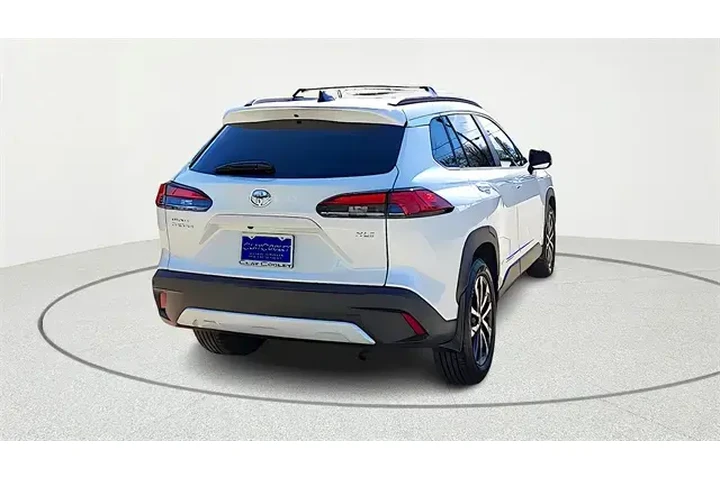 $29787 : Toyota Corolla Cross 2025 XL image 7