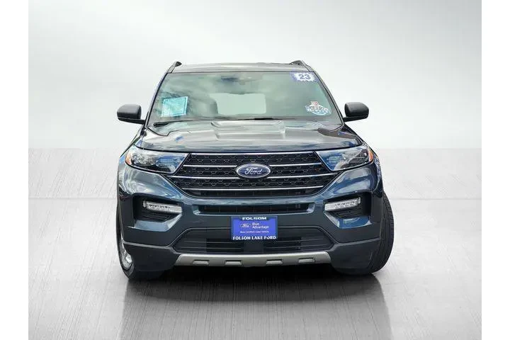 $28469 : Ford Explorer 2023 XLT 4dr S image 2